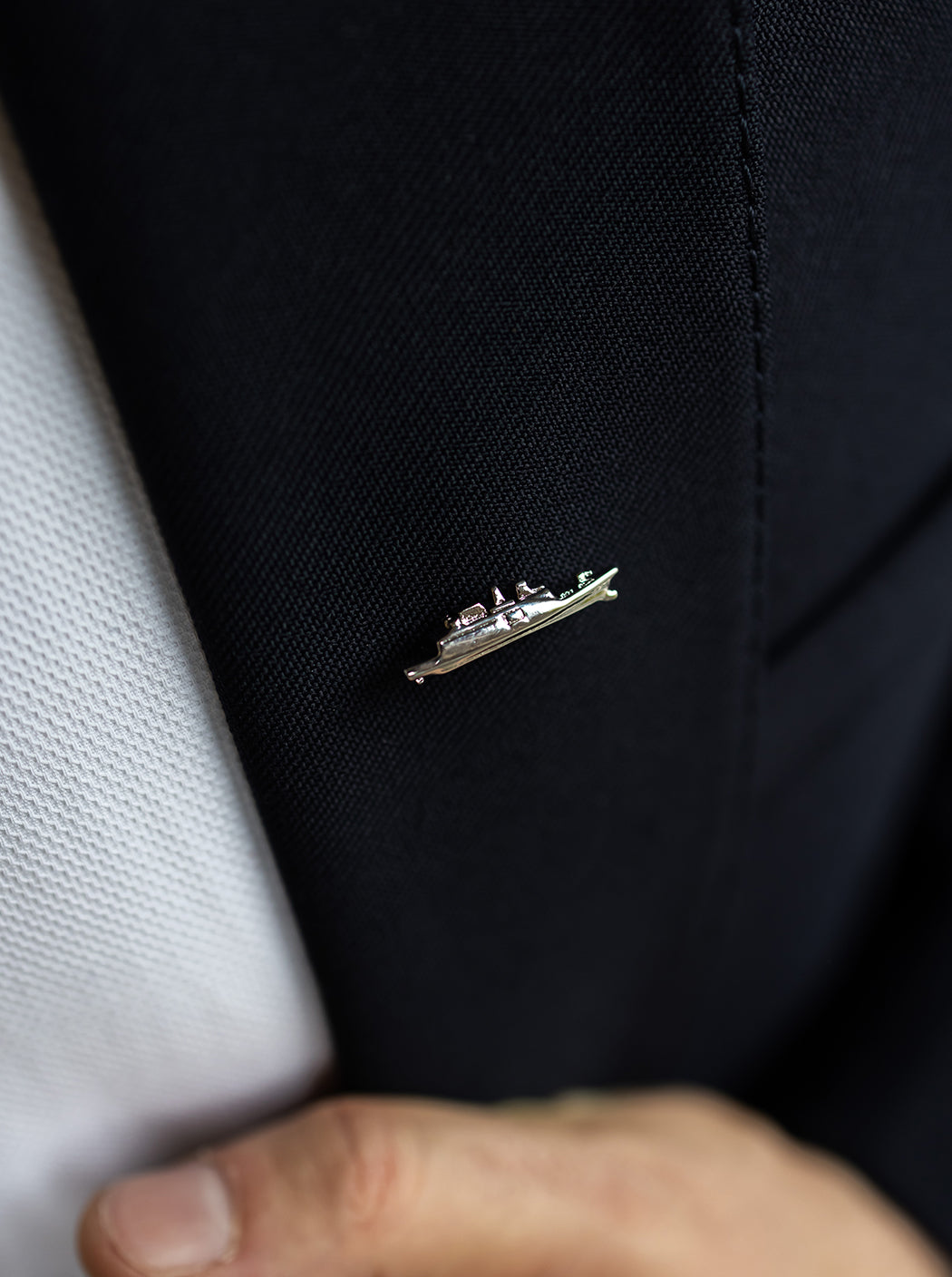 Pin's « frégate »