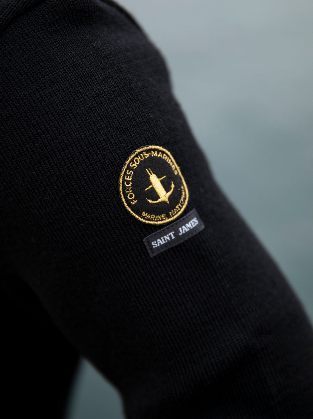 Pull marin uni noir « Compas »