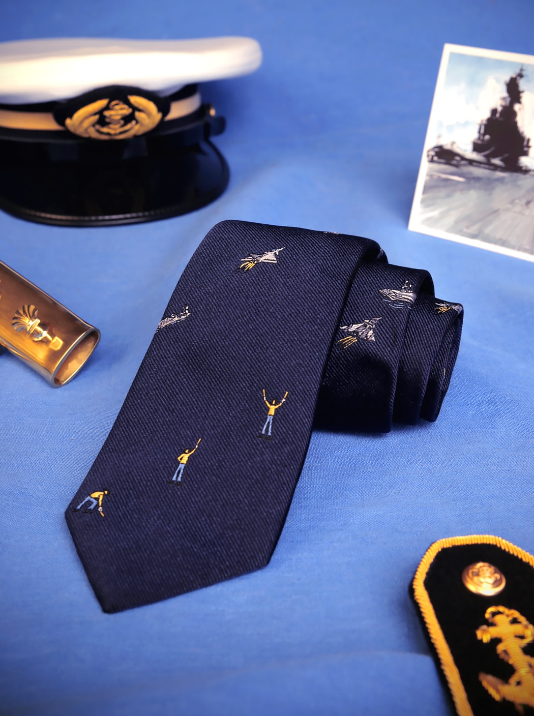 Cravate « Porte-avions »