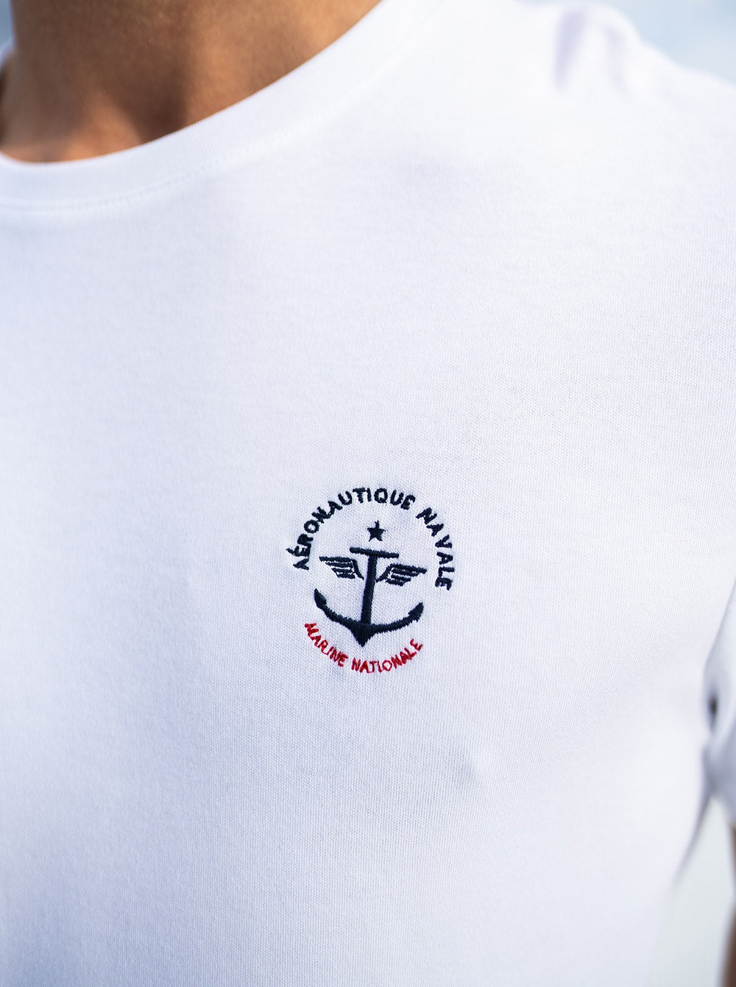 Tee-shirt brodé « Aéronavale » #couleur_Blanc