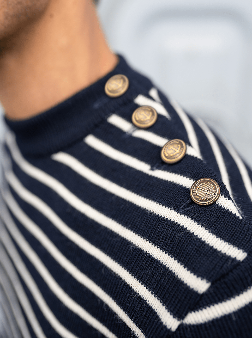 Pull marin rayé « Compas » #couleur_Marine – Écru